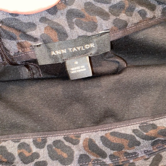 Ann Taylor. Size 8. - Picture 2 of 3